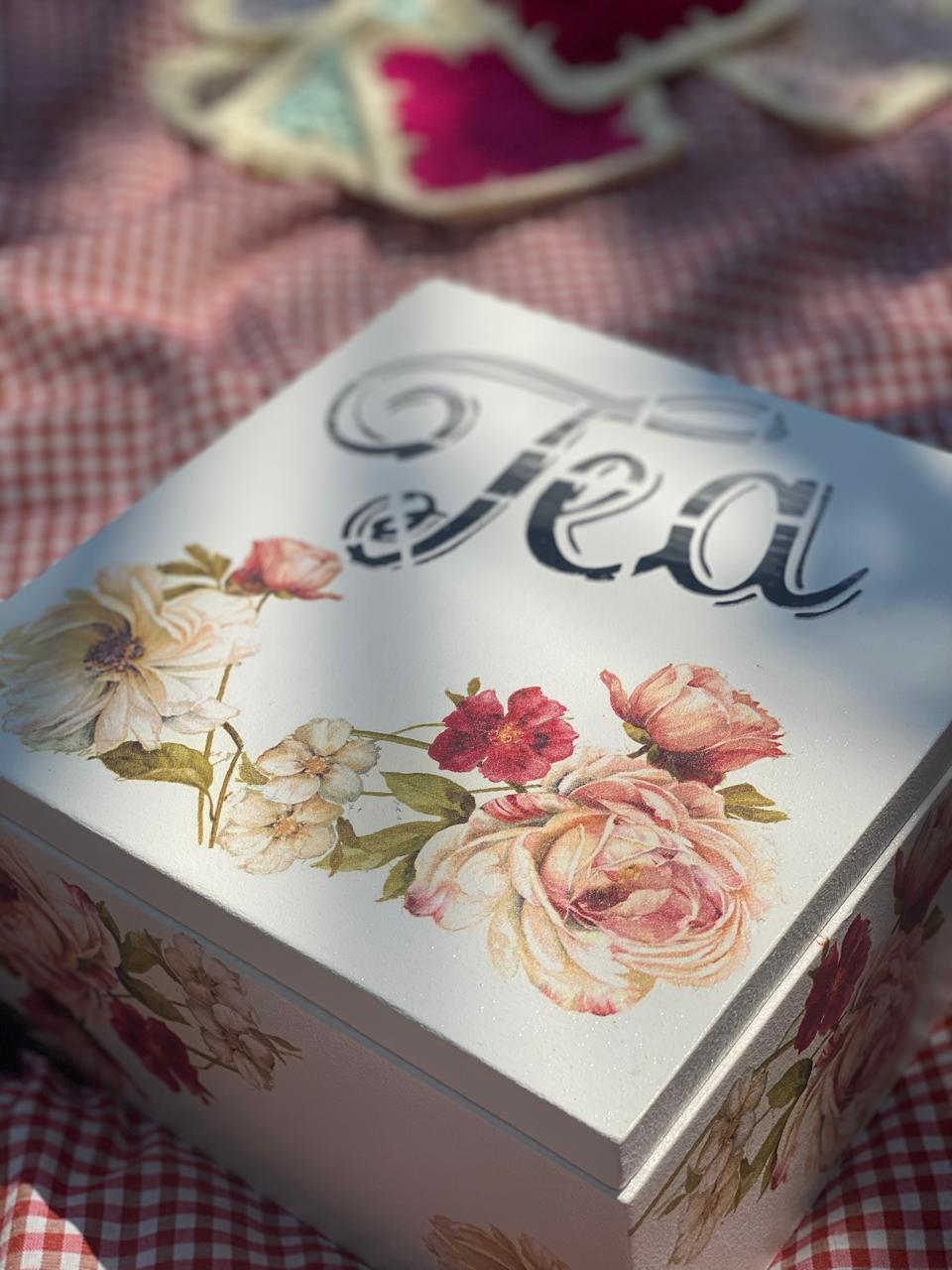 (tea box) اوف وايت ورده نور