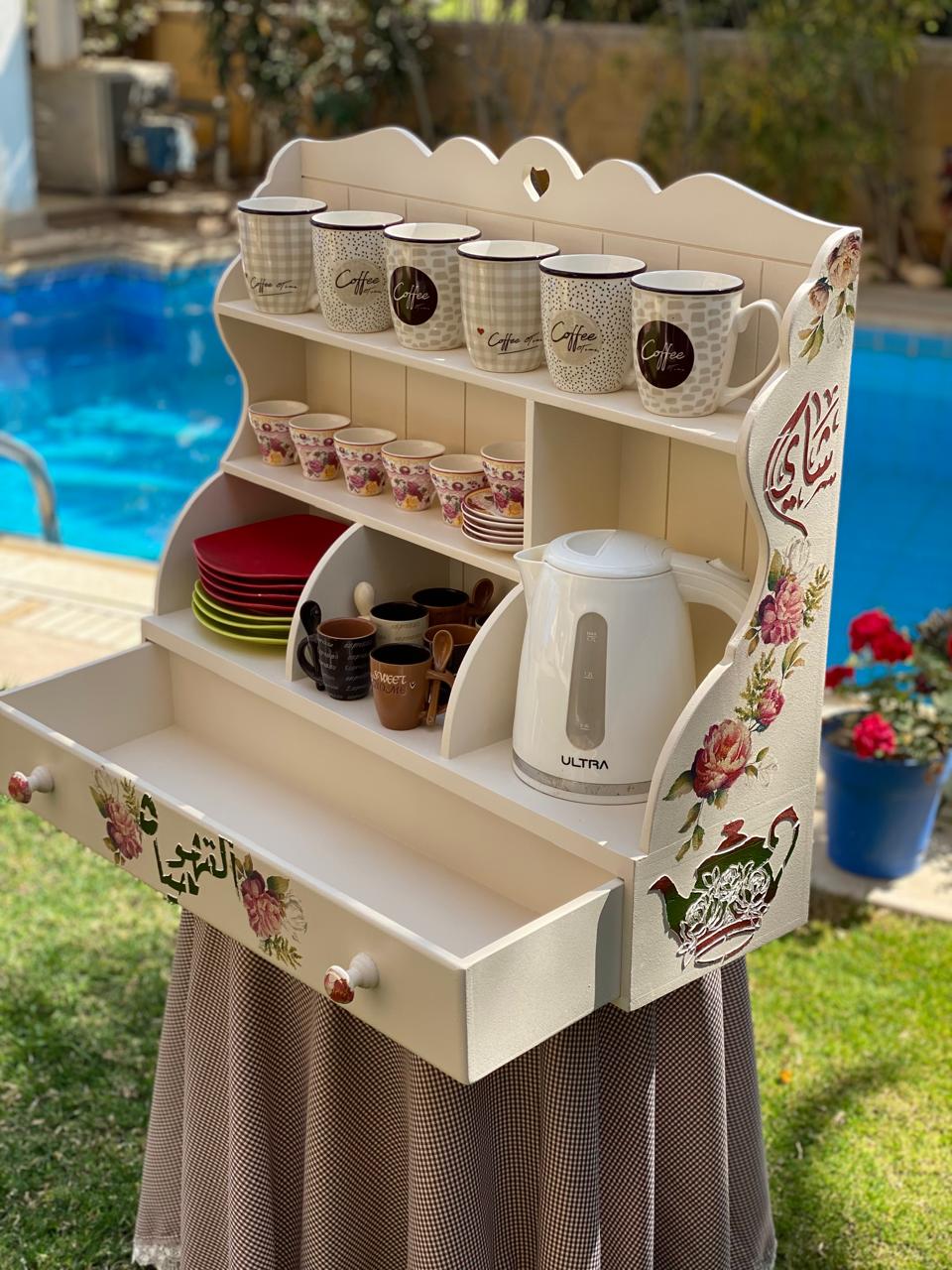 بيت مجات
ممكن يتعلق بيج ساده ورده چميله
كتابه عربي
درج واحد بارز