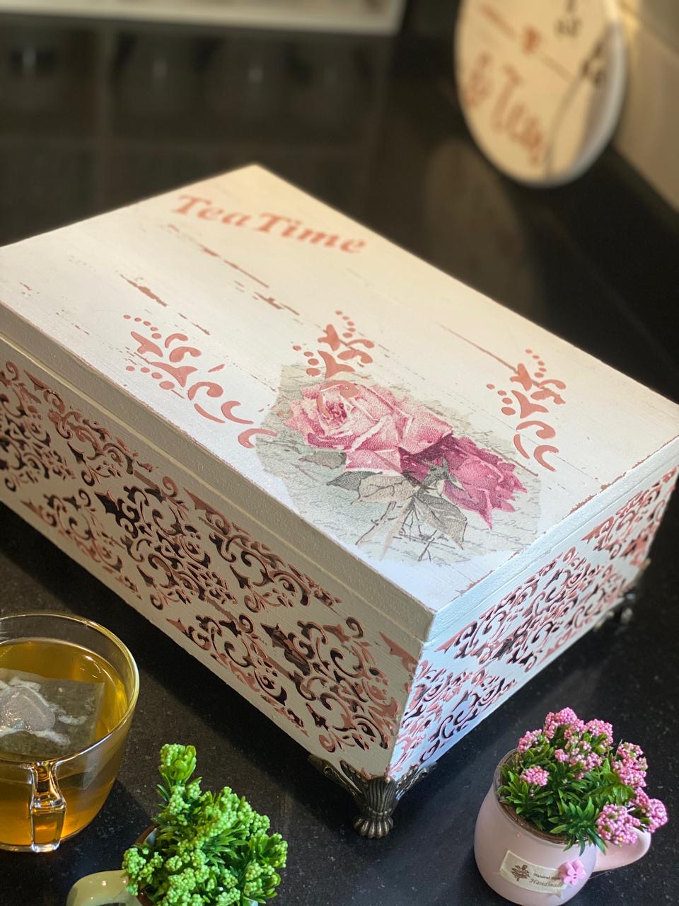 (tea box) اوف وايت متجرح شغل بارز ورده چورا
