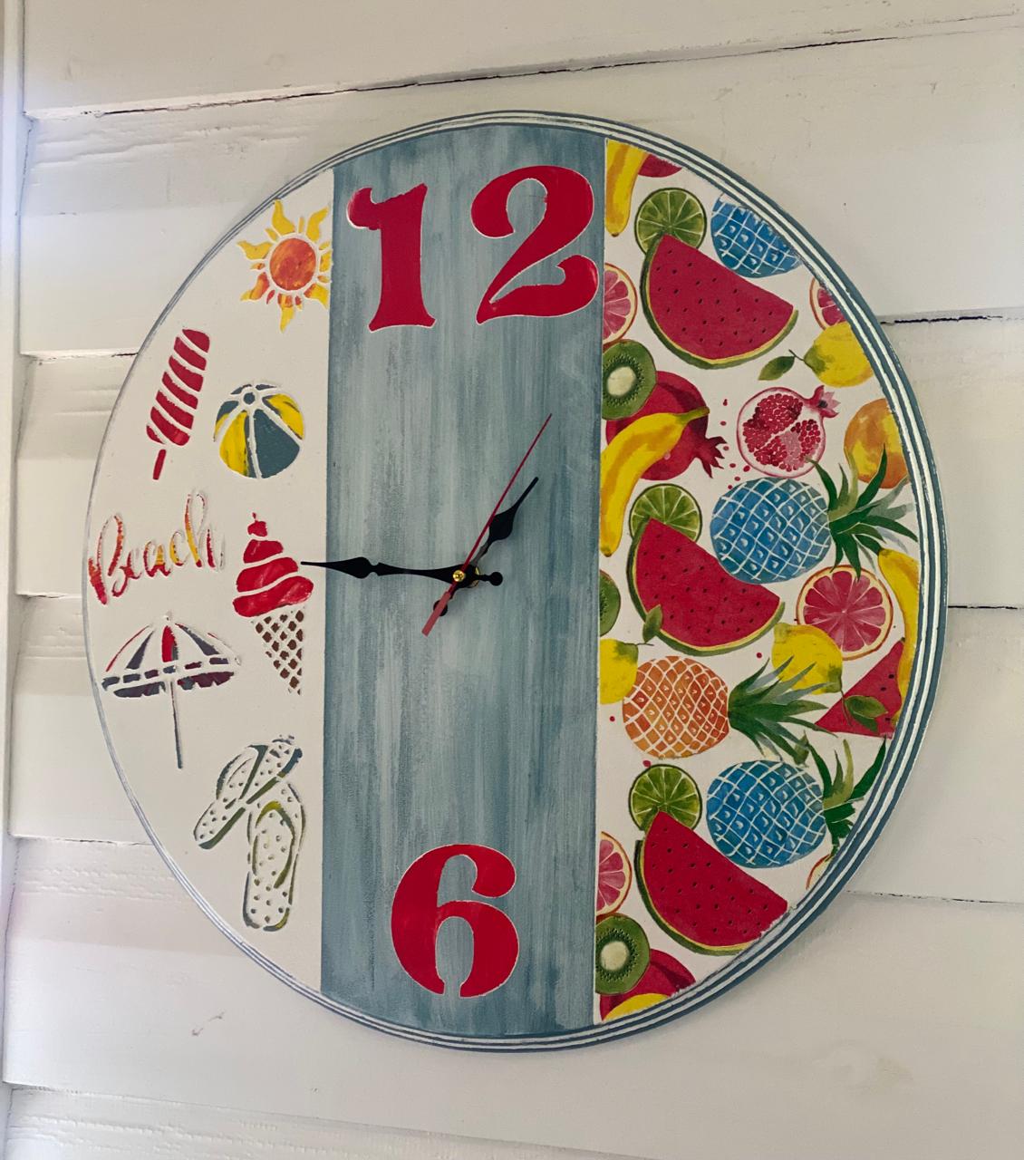ساعه حائط الصيف