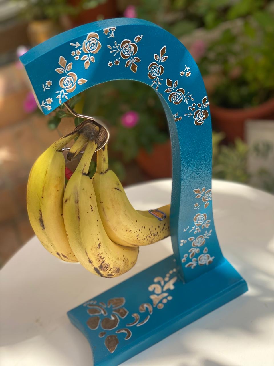 حامل موز جنزاري شغل بني بارز