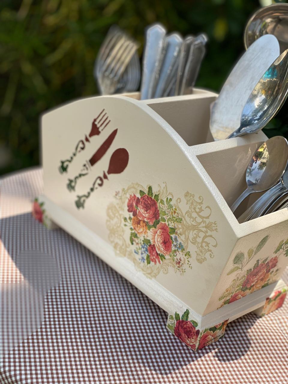 حامل شوك قوس بيچ ورده كلاسيك