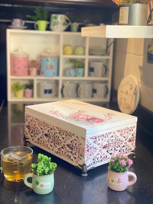 (tea box) اوف وايت متجرح شغل بارز ورده چورا