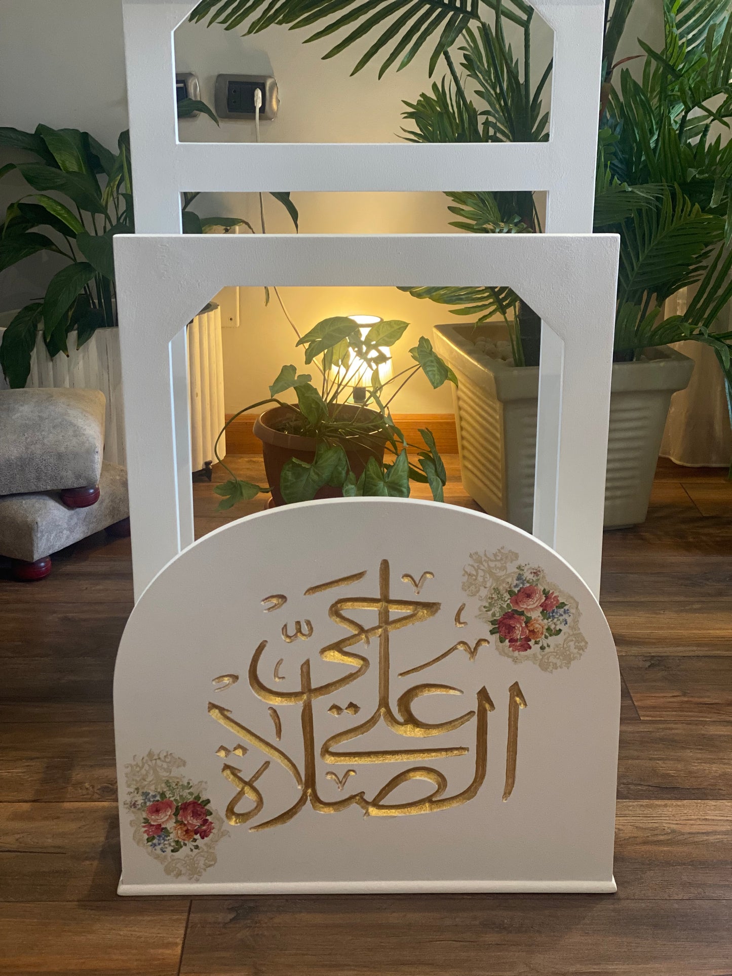 حامل سجاجيد صلاه و مصحف (للقراءه) اوف وايت كلمه حي علي الصلاه بالدهبي ورده كلاسيك