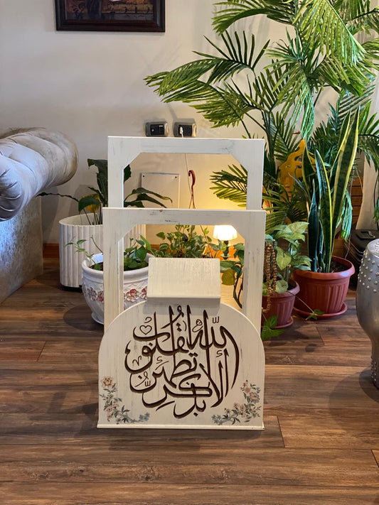 حامل سجاجيد صلاه ومصحف  مع عليقه سبح  بيچ متجرح مع ورده روزالينا كلمه الا بذكر الله تطمئن القلوب بالبني