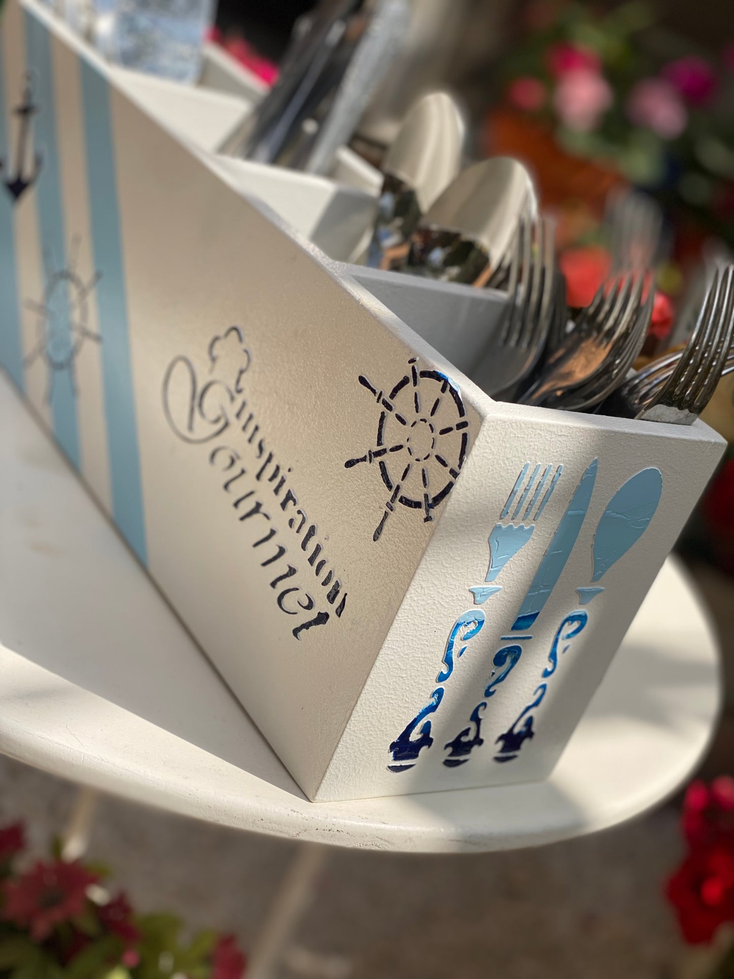 حامل شوك اوف وايت beach style