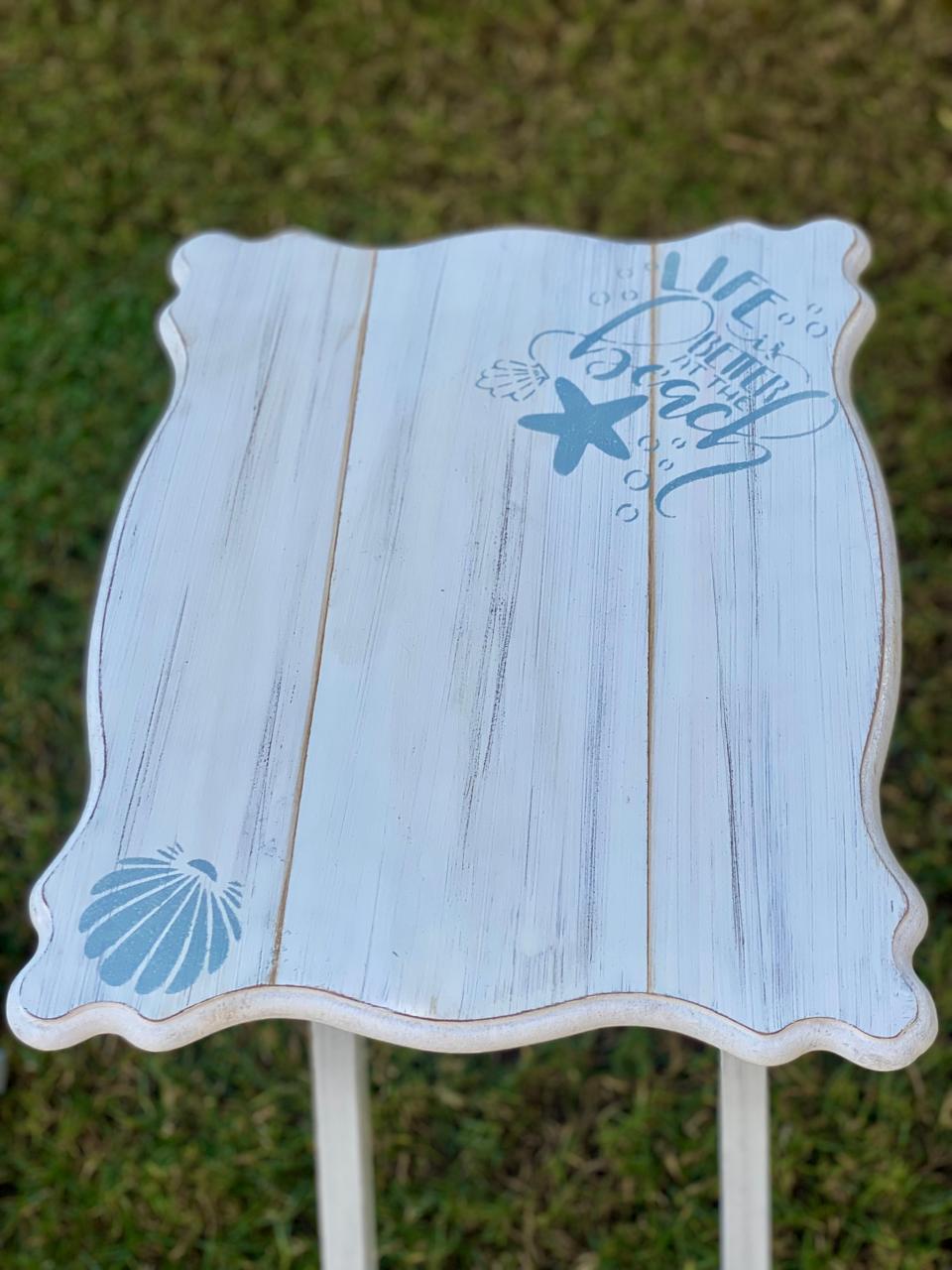 ٤ ترابيزات بتتقفل وتتفتح اوف وايت متجرح beach style