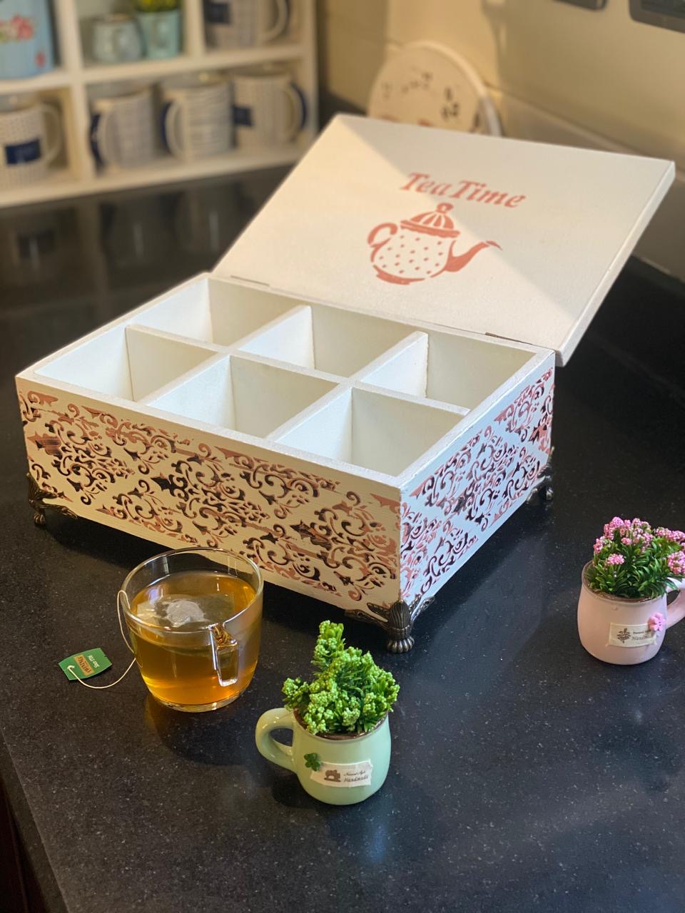 (tea box) اوف وايت متجرح شغل بارز ورده چورا