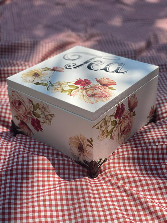 (tea box) اوف وايت ورده نور