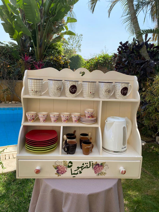 بيت مجات 
 ممكن يتعلق بيج ساده ورده چميله 
كتابه عربي 
درج واحد بارز