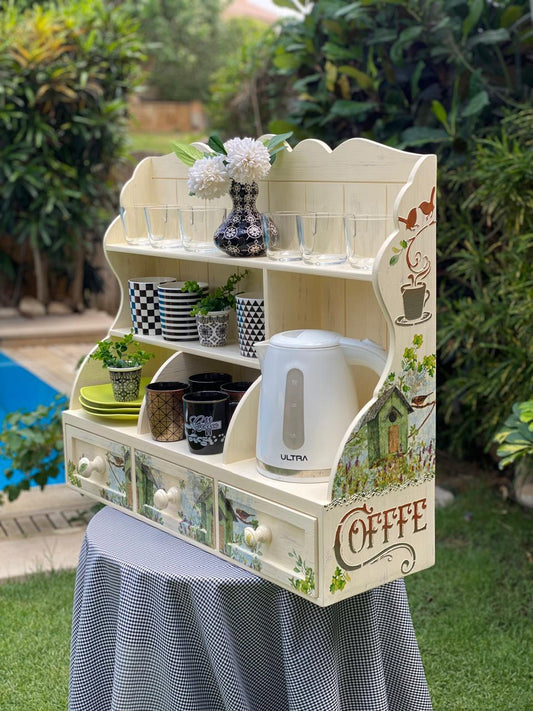 بيت مجات 
 ممكن يتعلق بيج متجرح بيت العصفوره